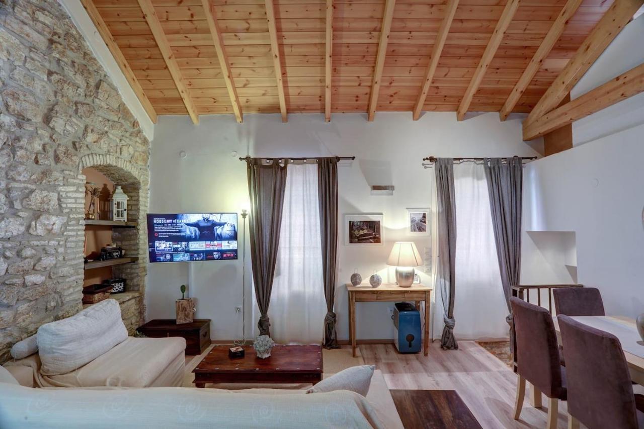 Luminous 2Bd Stone Apt In The Alleys Of Corfu Town Bagian luar foto