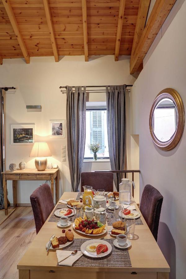 Luminous 2Bd Stone Apt In The Alleys Of Corfu Town Bagian luar foto